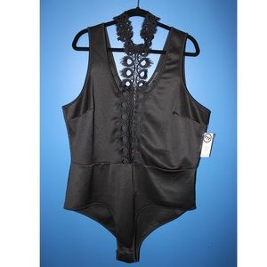❗️NWT Fashion To Figure Black Bodysuit❗️